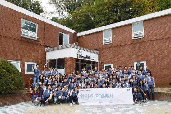 이번 봉사활동을 시작으로 BMW 그룹 코리아 및 BMW 파이낸셜 서비스 코리아는 BMW 코리아 미래재단과 함께 매월 정기 임직원 봉사활동을 진행하게 된다. ⓒ BMW 코리아 미래재단