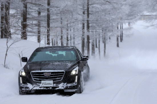 GM코리아가 본격적인 동절기를 앞두고 보다 안전한 차량운행과 편리한 차량관리를 위해 '2015년 동계 무상 점검 서비스' ⓒ GM코리아