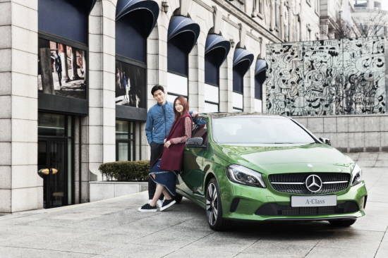 메르세데스-벤츠 코리아가 역동적이고 개성 있는 디자인과 스포티한 성능, 젊은 고객이 선호하는 안전 및 편의사양 대거 적용으로 한층 더 업그레이드 된 프리미엄 컴팩트 카 더 뉴 제너레이션 A 클래스를 선보였다. ⓒ 메르세데스-벤츠 코리아