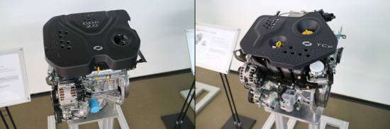 왼쪽부터 2.0ℓ 가솔린 GDI 엔진, 1.6ℓ 가솔린 GDI 터보 엔진. = 노병우 기자