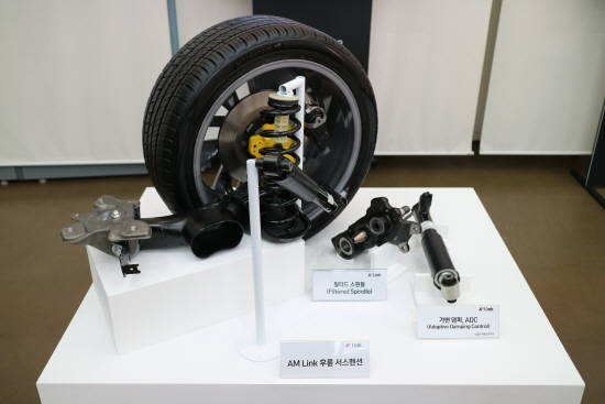 논란의 중심에 섰던 AM링크 후륜 서스펜션. = 노병우 기자