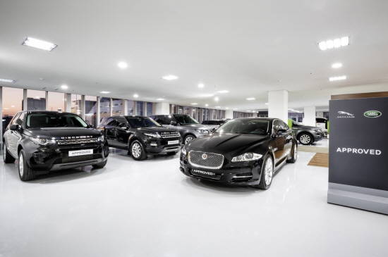 재규어 랜드로버 코리아가 국내 최대 중고차 매매 단지인 장안평 내 인증 중고차 전시장을 신규 오픈했다. ⓒ 재규어 랜드로버 코리아