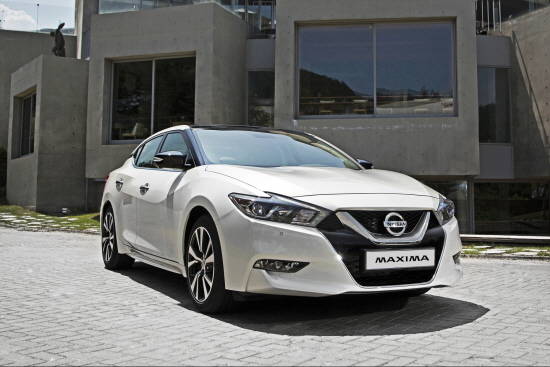 닛산 최고급 스포츠 세단 맥시마. ⓒ 한국닛산