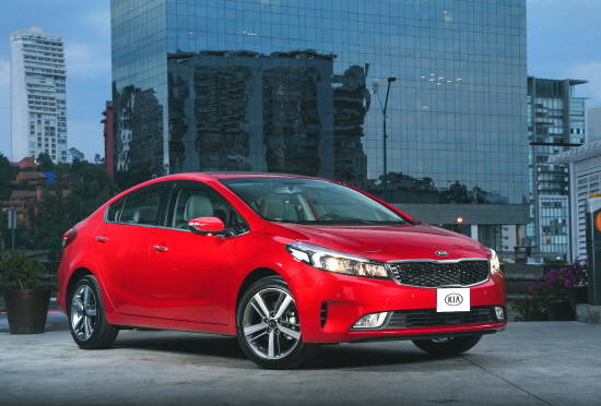 기아차는 멕시코 누에보레온주 뻬스께리아시에 위치한 기아차 멕시코공장이 준중형 차급인 K3(현지명 포르테)의 생산을 예정대로 개시한다고 밝혔다. ⓒ 기아자동차