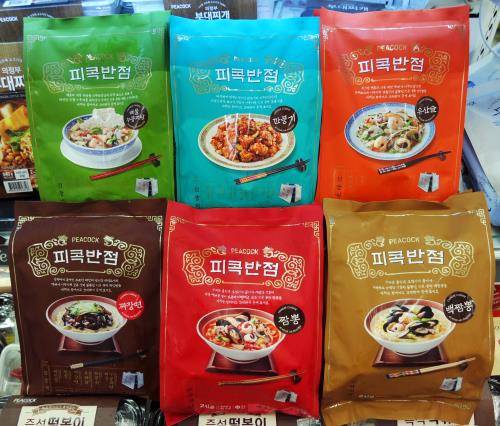 이마트가 새롭게 선보인 피코크 반점 6종 상품. ⓒ 이마트