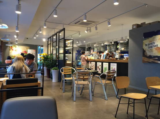 부산 송도의 '이디아' 커피숖. = 윤요섭 기자.