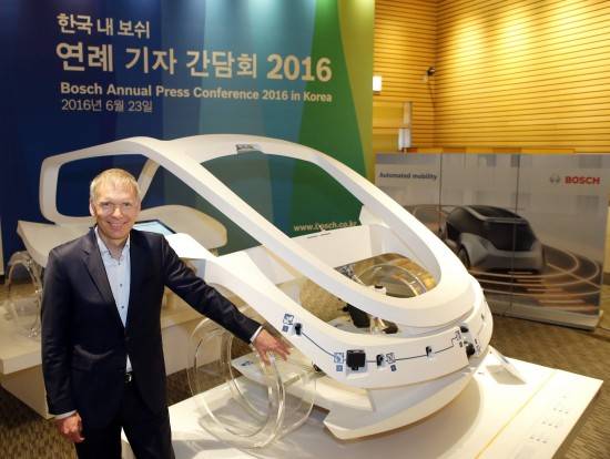 프랑크 셰퍼스 로버트보쉬 코리아 대표이사가 이동성의 미래에 대해 소개했다. ⓒ 로버트보쉬 코리아