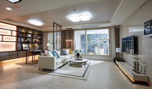 전용면적 59㎡는 가변형벽체를 이용, 방 하나를 거실과 통합해 크게 사용할 수 있다. ⓒ 제일건설㈜