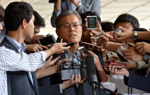 취재진 질문에 강현구 롯데홈쇼핑 사장이 답변하고 있다. ⓒ 뉴스1