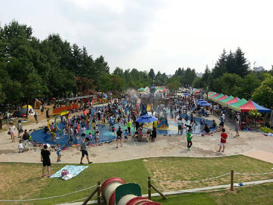 광주시민의 숲 어린이 물놀이장. ⓒ 광주광역시