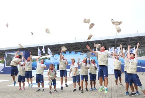 동아제약 '제19회 대학생 국토대장정'은 21일 서울 상암월드컵경기장에서 20박21일의 일정을 마무리했다. ⓒ 동아제약