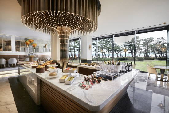 리뉴얼 신관 라운지 파라다이스 전경. ⓒ 파라다이스호텔 부산