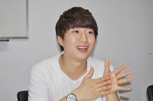 이호경은 "'애니 교복 입는 데이'를 촬영하며 정말 여러가지 일이 있었지만 새로운 장르에 도전한다는 점에서 의미 있었다"고 말했다. = 안지예 인턴기자