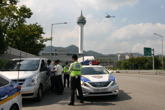 경찰헬기로 추격, 공조로 범인을 검거하기까지 실제를 방불케 하는 훈련 모습. ⓒ프라임경제