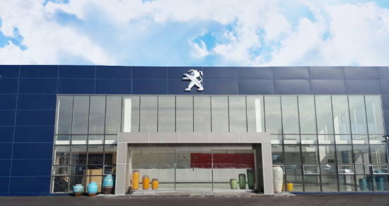 한불모터스가 '푸조·시트로엥 제주 렌터카 하우스'를 통해 고객서비스 품질을 더욱 높인다. ⓒ 한불모터스