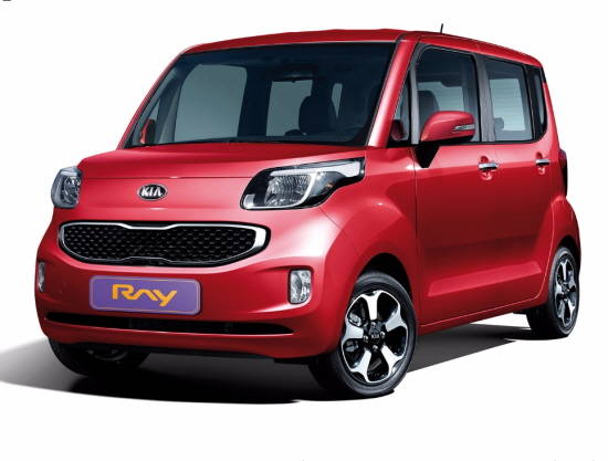 기아차가 야심차게 박스카로 선보인 레이가 최근 경쟁모델에 밀리며 존재감이 작아지고 있다. ⓒ 기아자동차