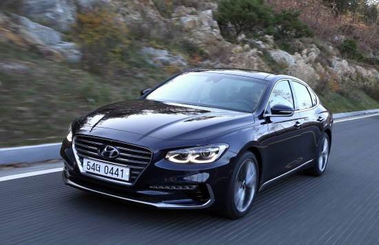 현대차 신형 그랜저 돌풍이 이어지고 있다. 지난 1월 총 1만586대가 판매돼 세단시장을 점령했다. ⓒ 현대자동차