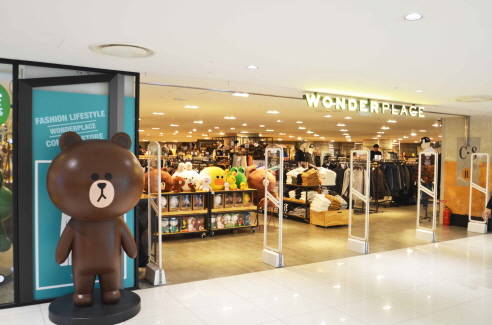 타임스퀘어 내 원더플레이스 매장 전경. ⓒ 타임스퀘어