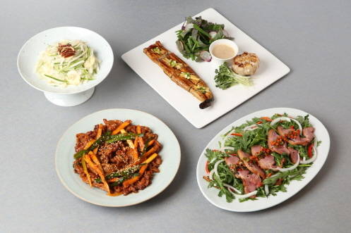 동원홈푸드 더반찬이 보양식 메뉴를 내놓는다. ⓒ 동원홈푸드