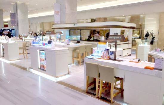 현대백화점 화장품 매장. ⓒ 현대백화점