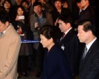 검찰에 출석하는 박근혜 전 대통령. ⓒ 뉴스1