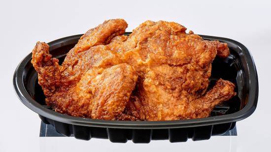 롯데마트가 창립 19주년 행사 2탄을 위해 '옛날통닭' 10만 마리를 저렴한 가격에 한정 판매한다.. ⓒ 롯데마트