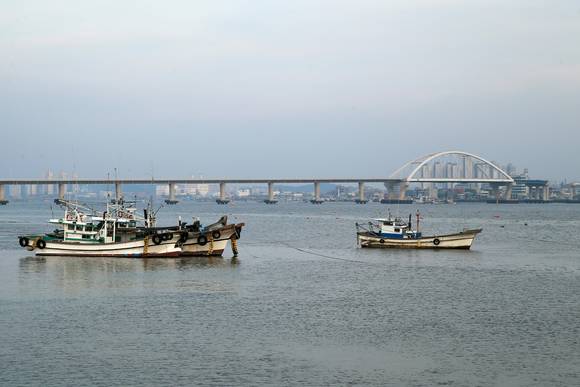 서천군과 군산시를 잇는 동백대교. ⓒ 서천군