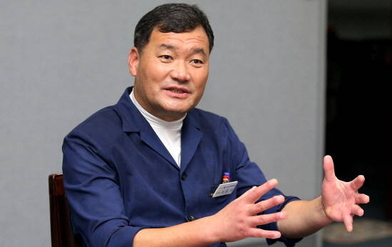 오규석 기장군수가 28일 좌광천의 오폐수 유입 방지를 위한 '정관 제척지 오수관로 설치공사'에 대한 재원 확보를 위해 관련기관인 환경부를 방문했다. ⓒ 기장군