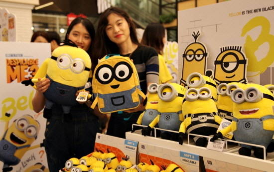 신세계 센텀시티는 국내 최초로 영화 '슈퍼베드' 시리즈의 글로벌 인기 캐릭터 미니언즈의 팝업 스토어를 개최했다. ⓒ 신세계 센텀시티