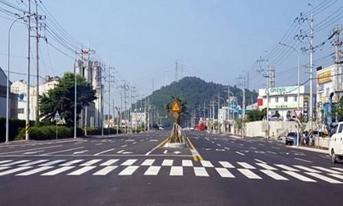 여수국가산단 삼동~남수 간 도로 확장공사를 마친 모습. ⓒ 여수시