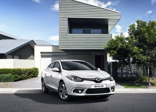 새롭게 출시된 2018년형 SM3는 실수요층이 집중된 SE·LE 트림을 중심으로 고객 선호도가 높은 실용적인 사양이 대거 추가되면서 상품성이 크게 향상된 반면, 실제 가격 변동은 최소화해 동급대비 최상의 가성비를 확보했다. ⓒ 르노삼성자동차