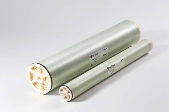 LG화학의 해수담수화용 및 산업용 수처리 RO 필터 제품. ⓒ LG화학