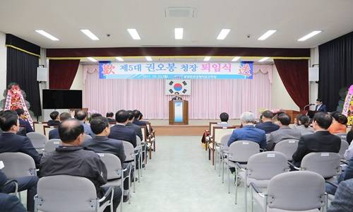 23일 열린 권오봉 청장이 퇴임사를 말하고 있다. ⓒ 광양경제청