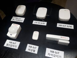 KT텔레캅의 NB-IoT 및 LTE-M 기반 보안솔루션용 센서. NB-IoT 기반 센서는 사실상 개발 완료됐지만 내년초부터 상용화된다. ⓒ 프라임경제
