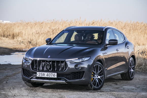 르반떼는 이탈리안 하이퍼포먼스 럭셔리카 마세라티의 100년이 넘는 브랜드 역사상 최초의 SUV모델이다. ⓒ 마세라티