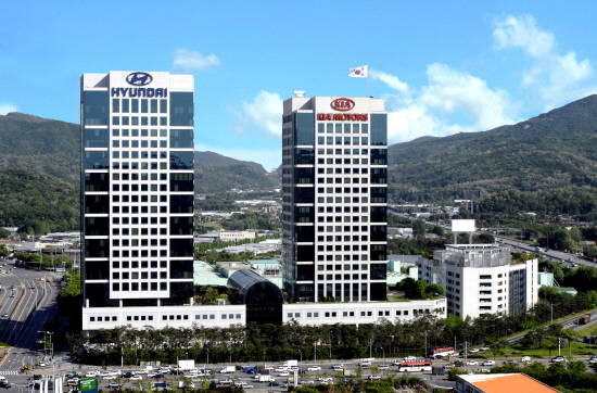 현대자동차는 글로벌 저성장 분위기를 극복하기 위해 '양적 성장'보단 책임경영을 통해 경영환경 변화에 더욱 민첩하게 대응할 수 있도록 체질을 개선할 계획이다. ⓒ 현대자동차