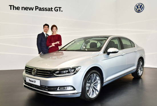 MQB 플랫폼을 기반으로 새롭게 개발된 신형 파사트 GT는 디자인·성능 ·안전 및 편의사양 등에서 혁신적인 업그레이드를 이뤄내면서 글로벌시장에서 제품력을 인정받고 있다. ⓒ 폭스바겐 코리아