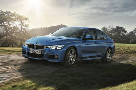 프리미엄 스포츠 세단의 대명사 3시리즈의 최상위 모델인 330i M 스포츠 패키지. ⓒ BMW 코리아