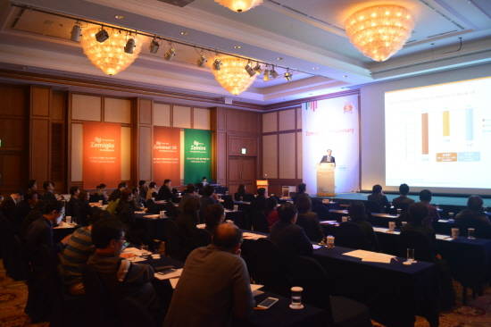 LG화학이 제미글로 출시 5주년 심포지엄에서 국내 의료진들과 제미글로의 최신 임상결과를 공유하는 시간을 가졌다. ⓒ LG화학