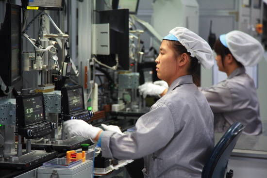 프리미엄 사운드 시스템과 헤드업 디스플레이(HUD)를 생산할 현대모비스 중국 천지 현지공장 모습. ⓒ 현대모비스