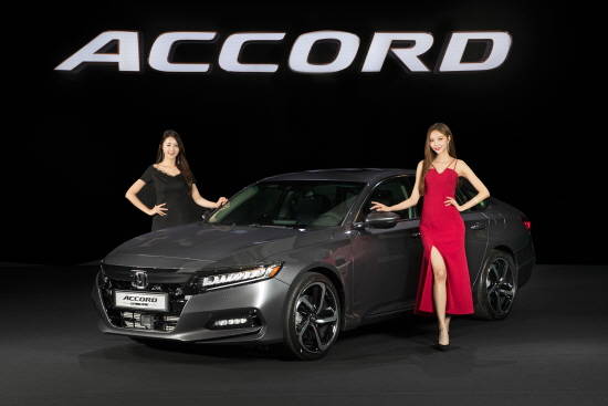 혼다코리아는 10세대 어코드가 압도적인 자신감으로 디자인, 주행성, 첨단기술 등 모든 면을 가장 완벽하게 끌어올렸다고 자신했다. ⓒ 혼다코리아