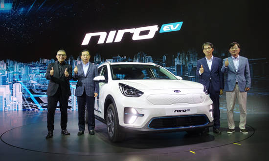 니로 전기차 모델인 니로 EV는 1회 충전으로 최소 380km 이상의 주행거리를 갖춘 것은 물론, 동급 최대 수준의 실내 공간을 확보해 실용성을 극대화한 것이 특징이다. ⓒ 프라임경제