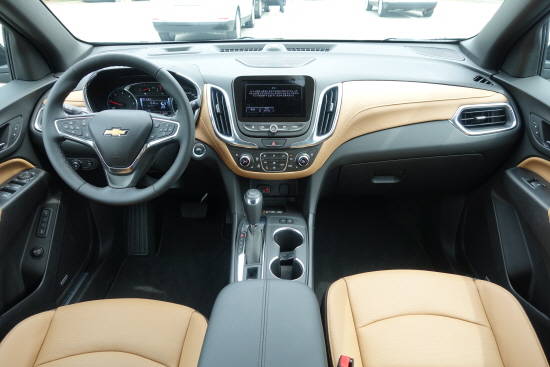 이쿼녹스의 실내 디자인은 쉐보레 시그니처 듀얼 콕핏 디자인을 계승했다. = 노병우 기자