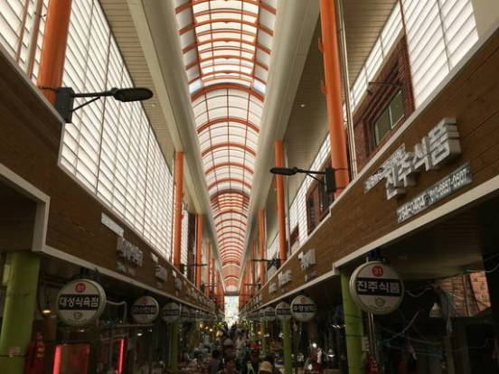 망미시장아케이드 시설. ⓒ 프라임경제