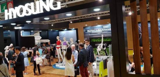 효성티앤씨가 지난 7일부터 프랑스 파리에서 개최되는 '파리모드시티·인터필리에르 2018'에 참가해 기능성 신소재를 소개했다. ⓒ 효성