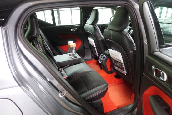 더 뉴 XC40의 가장 큰 특징 중 하나는 탑승객이 차량의 실내공간을 최대로 활용할 수 있도록 설계된 점이다. = 노병우 기자