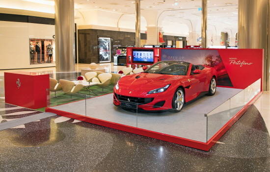 페라리 포르토피노가 전시돼 있는 모습. ⓒ FMK