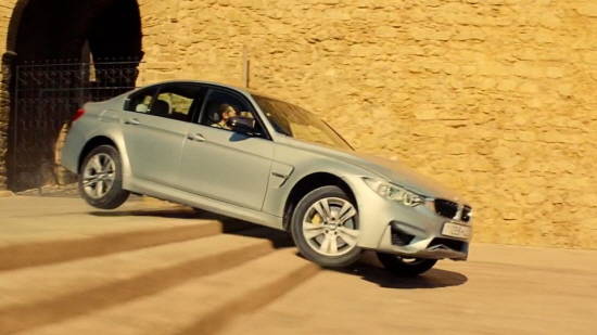 미션 임파서블: 로그 네이션 촬영 당시 M3는 매우 거친 추격신을 위해 10대 이상이 파손되는 것을 감수한 것으로 알려졌다. ⓒ BMW 코리아