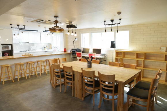 '따뜻한 사회주택' 사업 미팅룸의 모습. ⓒ 한국타이어