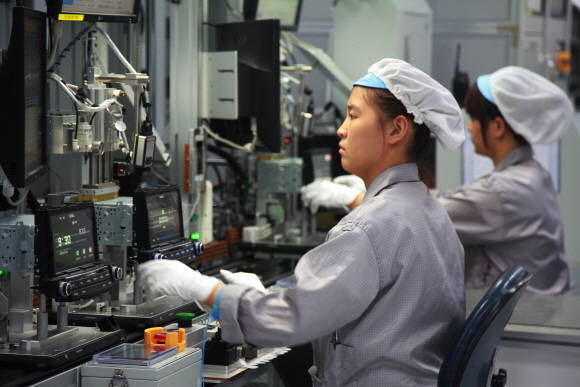 현대모비스가 최근 수주한 프리미엄 사운드 시스템과 헤드업 디스플레이(HUD)를 생산할 현대모비스 중국 천지 현지공장 모습. ⓒ 현대모비스